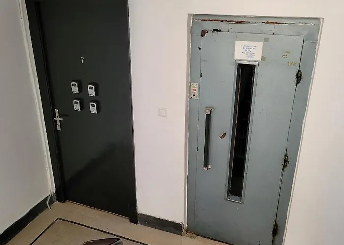 Anastasia Old 4 Bucureşti