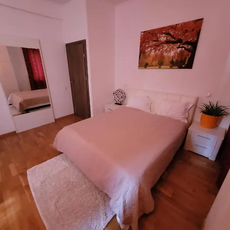 Anastasia Old 4 * Бухарест